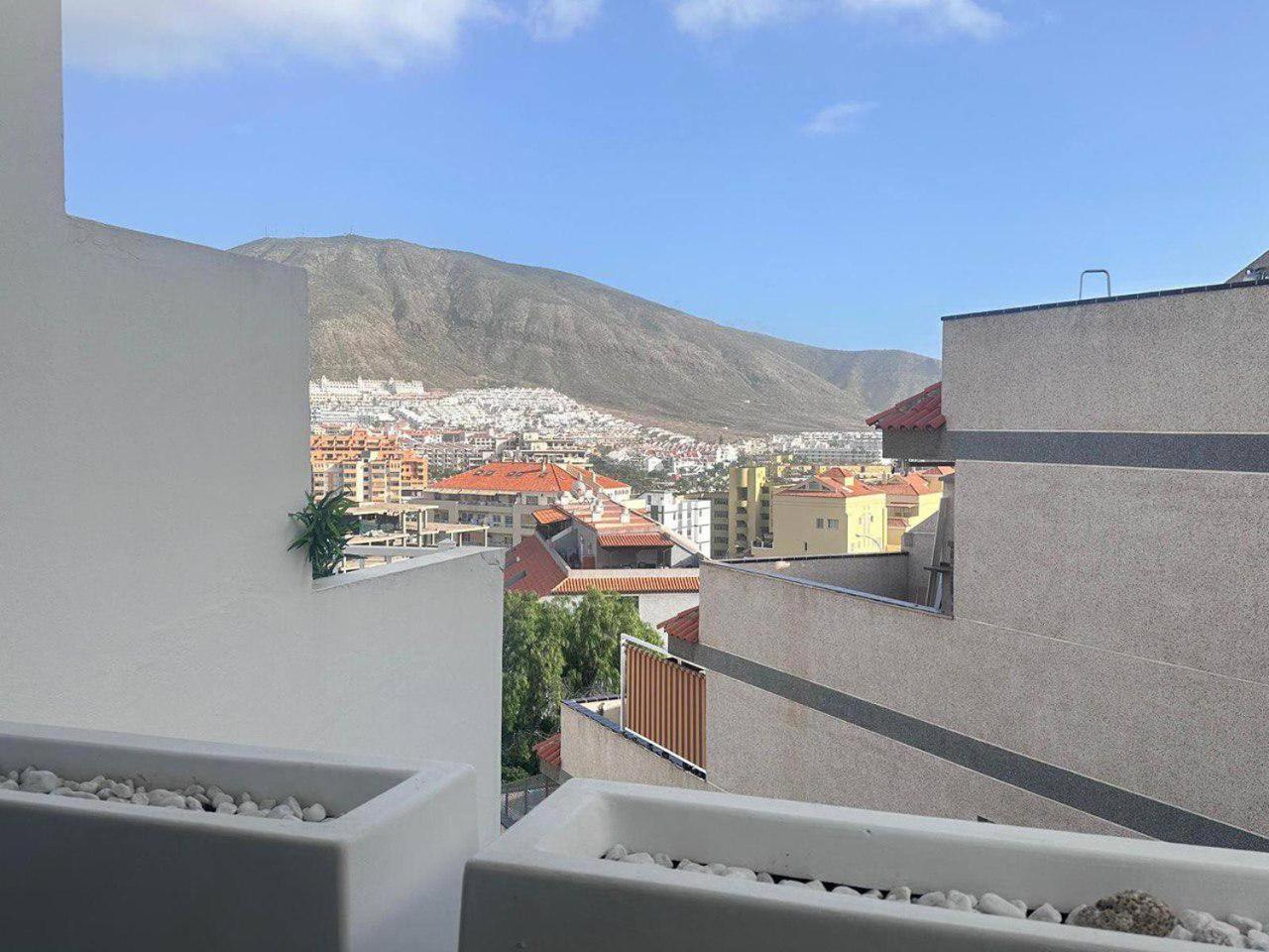 Apartment Near The Ocean Arona  Buitenkant foto